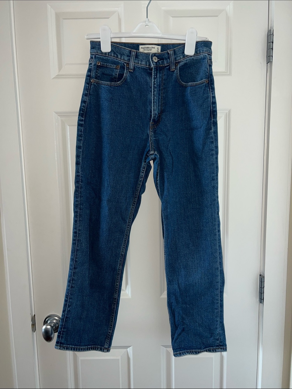 Abercrombie & Fitch True Blue The Ankle Straight Ultra High Rise Jeans